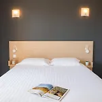 Comfort La Tour De Mare 4*