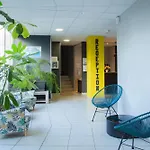 Comfort La Tour De Mare ホテル Fréjus