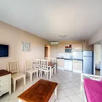 Comfort La Tour De Mare 4* Fréjus