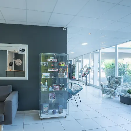 Hotel Comfort La Tour De Mare Frejus
