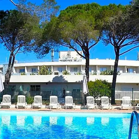 Zenitude Hôtel-résidences La Tour De Mare Fréjus