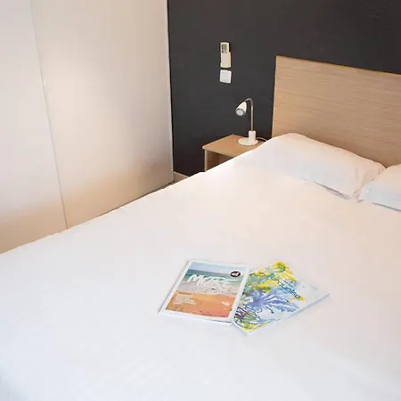 Zenitude Hôtel-résidences La Tour De Mare Appart hôtel 4*