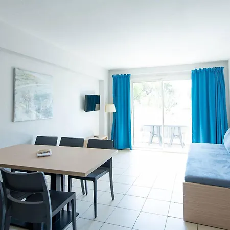 Appart hôtel Zenitude Hôtel-résidences La Tour De Mare 4*