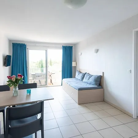 Appart hôtel Zenitude Hôtel-résidences La Tour De Mare Fréjus