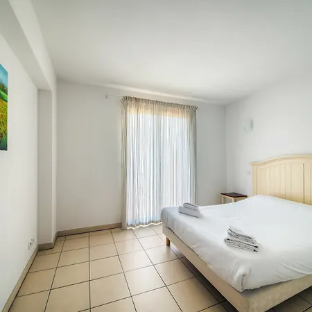 Comfort La Tour De Mare Apart-hotel 4*
