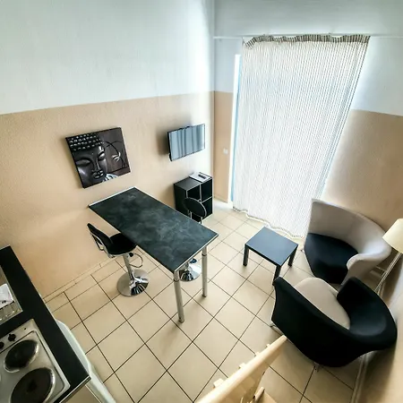 Comfort La Tour De Mare Frejus