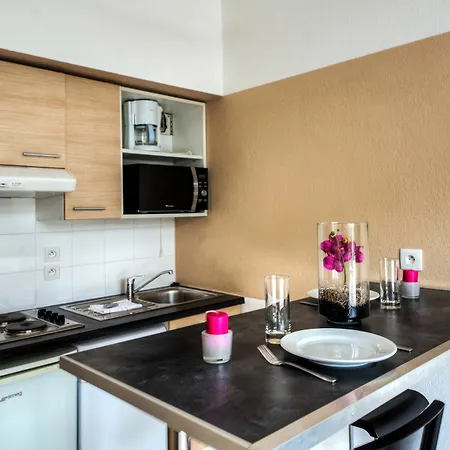 Comfort La Tour De Mare 4* Frejus