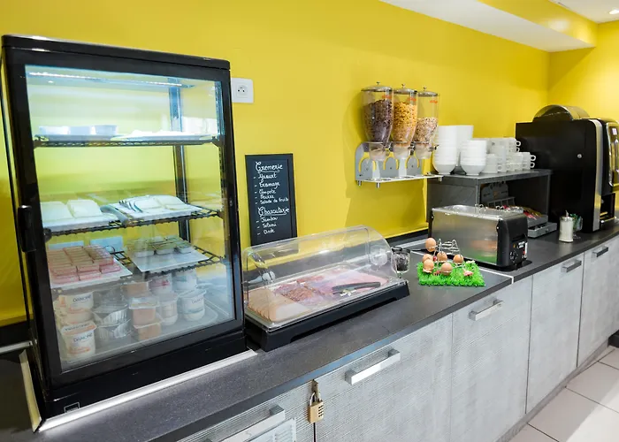 فندق Comfort La Tour De Mare Fréjus