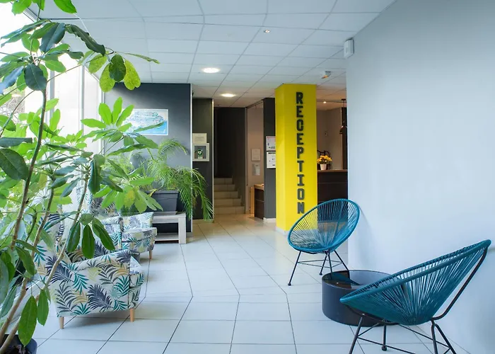 Comfort La Tour De Mare 酒店 Fréjus