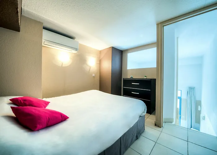 Comfort La Tour De Mare